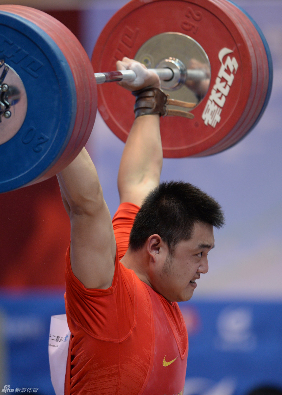 举重男子105公斤级杨哲夺冠_高清图集_新浪网