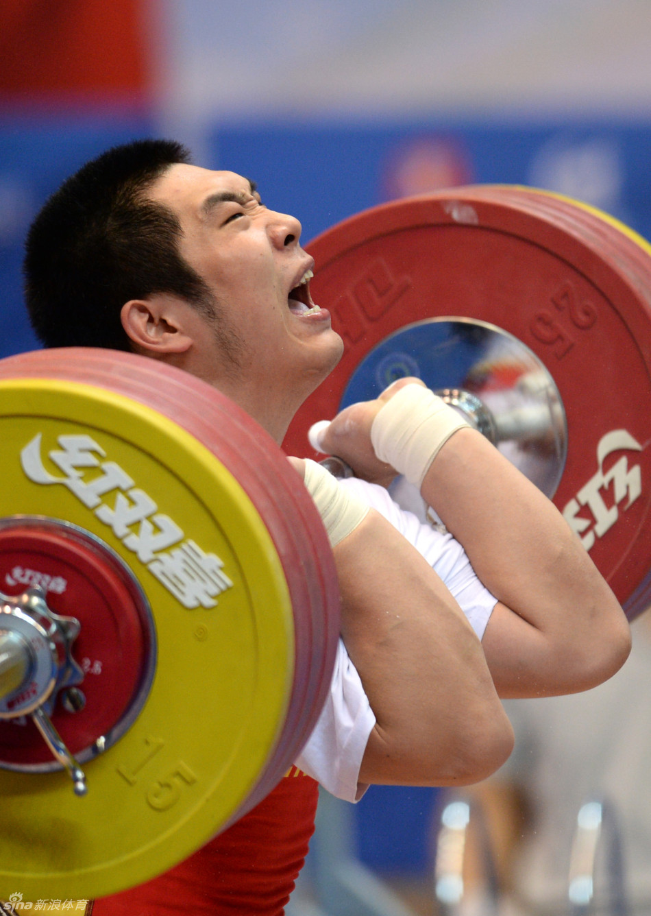 举重男子105公斤级杨哲夺冠_高清图集_新浪网