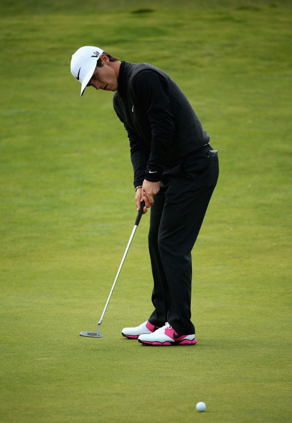 以一杆优势夺走了欧巡赛-登喜路林克斯高尔夫锦标赛第二轮的领先,而