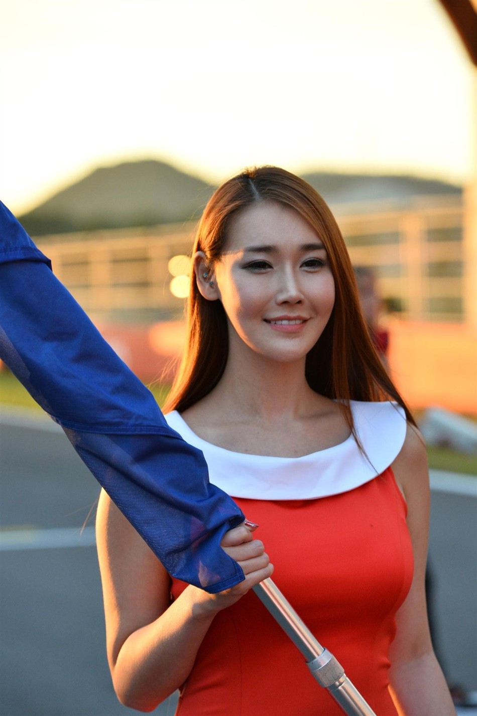 f1韩国站赛车宝贝特辑_高清图集_新浪网