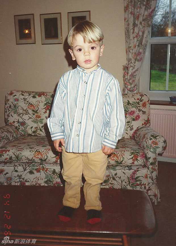 威尔谢尔童年萌照