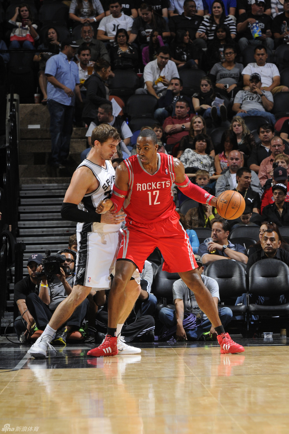 [季前赛]火箭109-92马刺_高清图集_新浪网