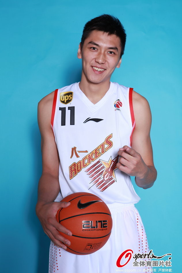 那些cba的男神们_高清图集_新浪网