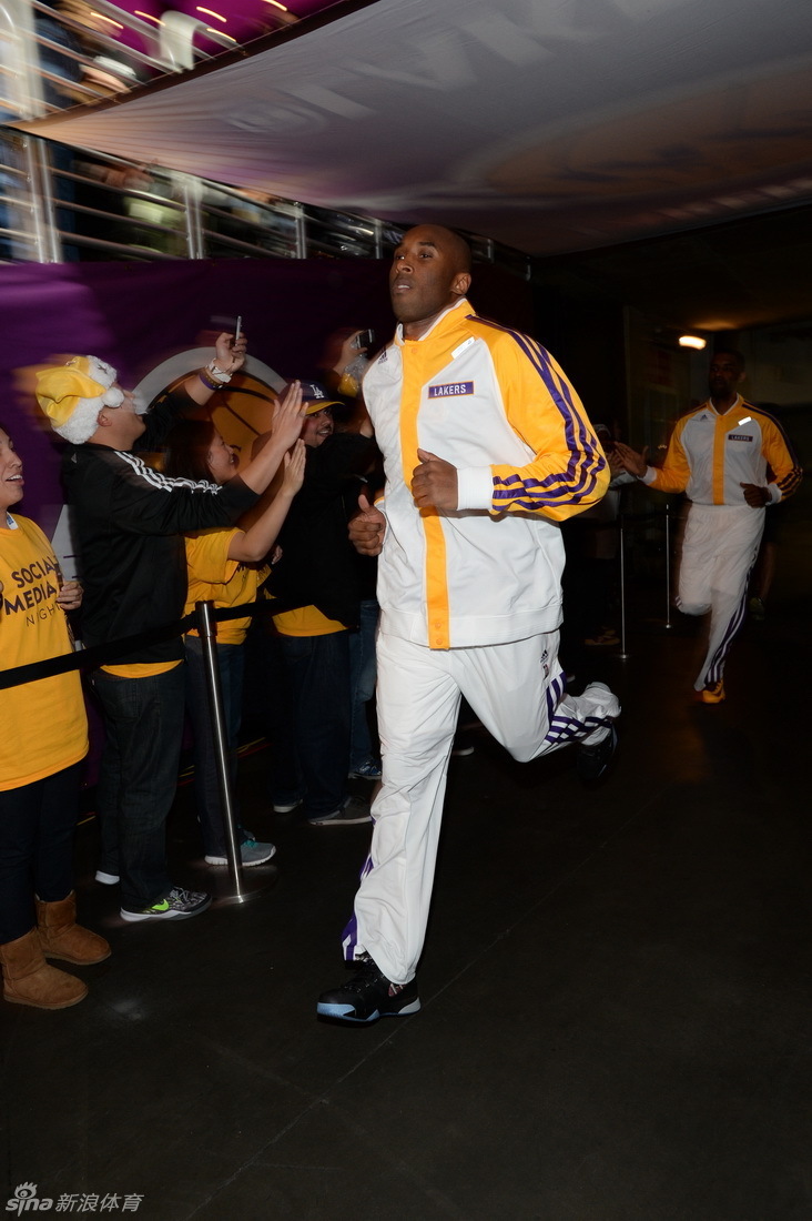 [常规赛]猛龙106-94湖人_高清图集_新浪网