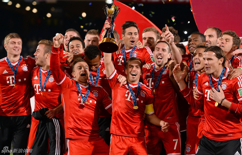 拜仁捧世俱杯实现五冠王_高清图集_新浪网