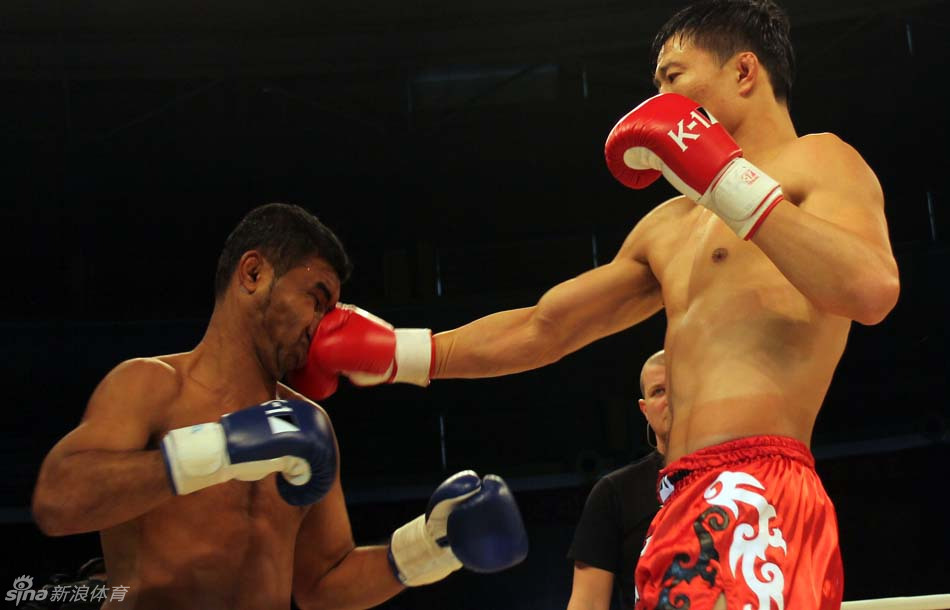 新k-1中国首站张开印再演ko周志鹏惜败播求_高清图集_新浪网