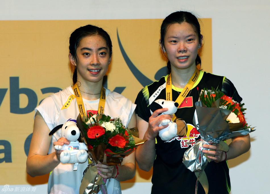 大马羽球赛李雪芮击败王适娴夺冠_高清图集_新浪网