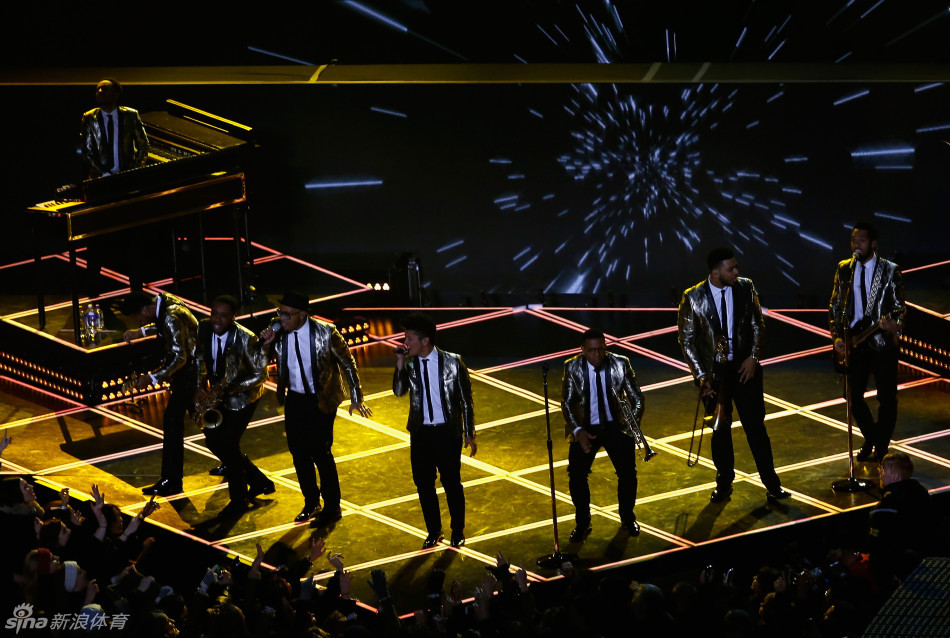 超级碗精彩表演_高清图集_新浪网