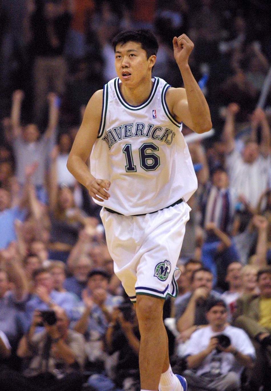 王治郅100张照片_高清图集_新浪网