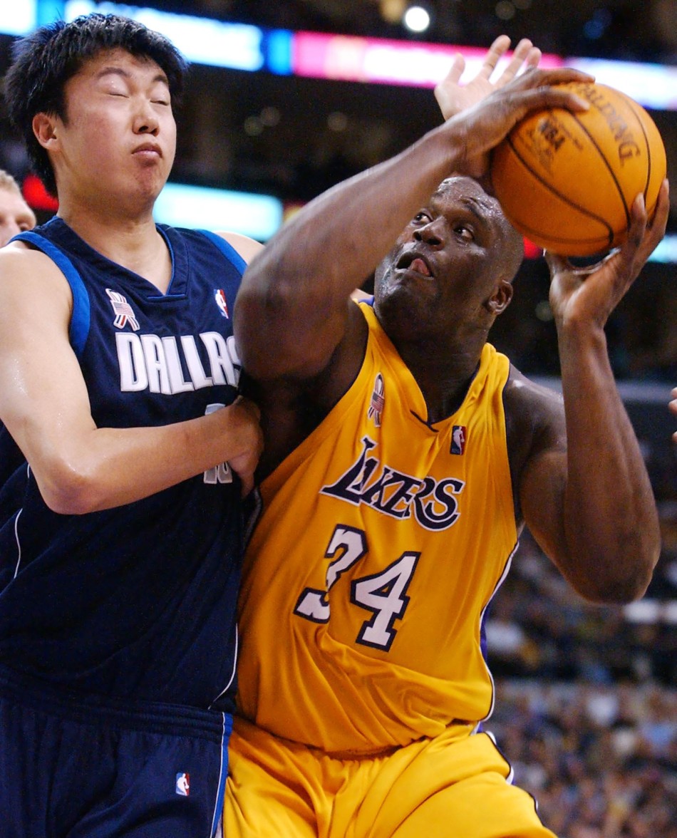 王治郅100张照片_高清图集_新浪网