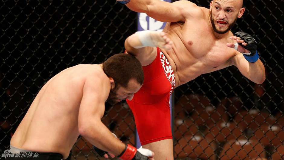 ufc170罗西首次ko获胜_高清图集_新浪网