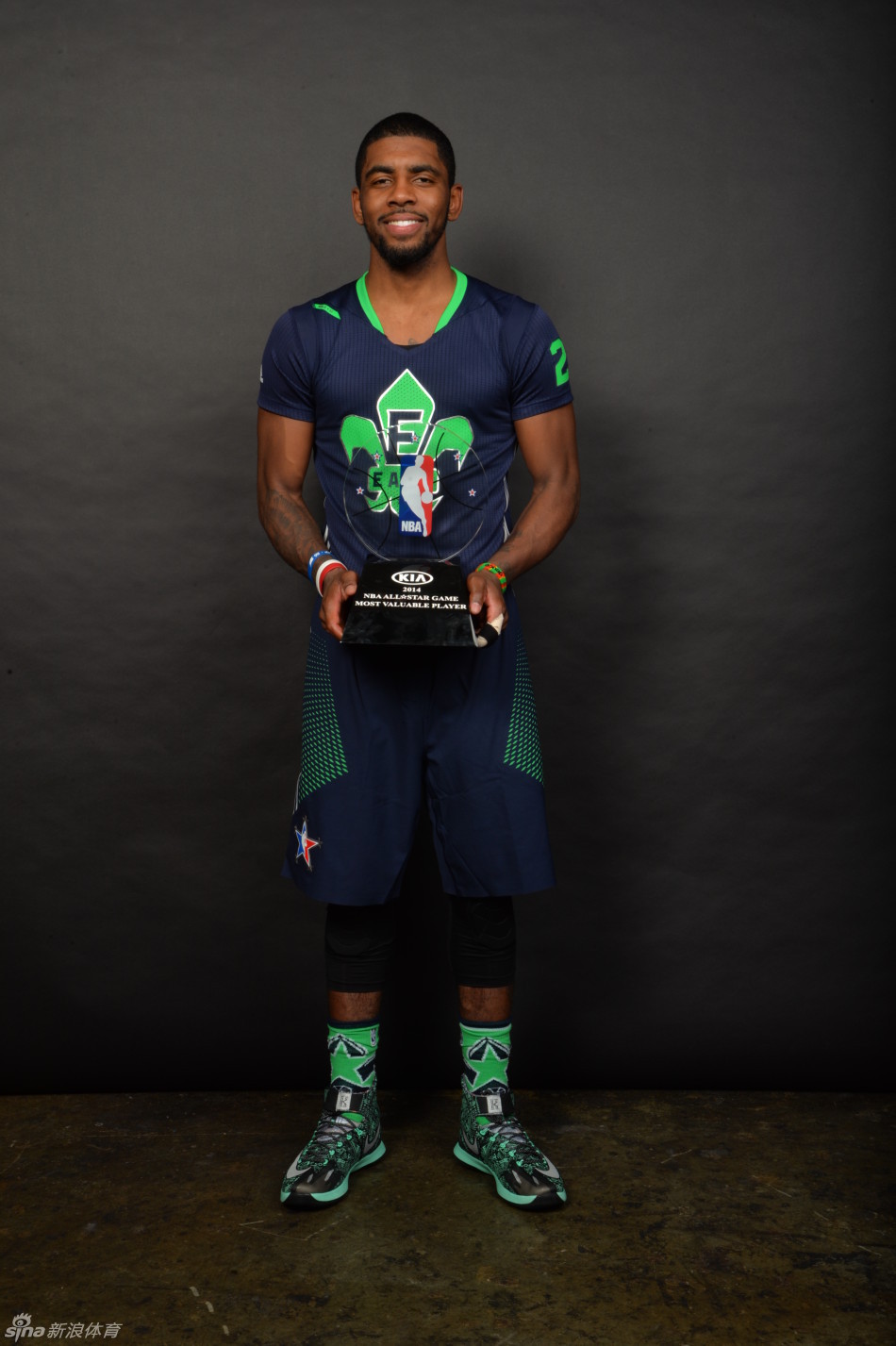 欧文斩获全明星赛mvp_高清图集_新浪网