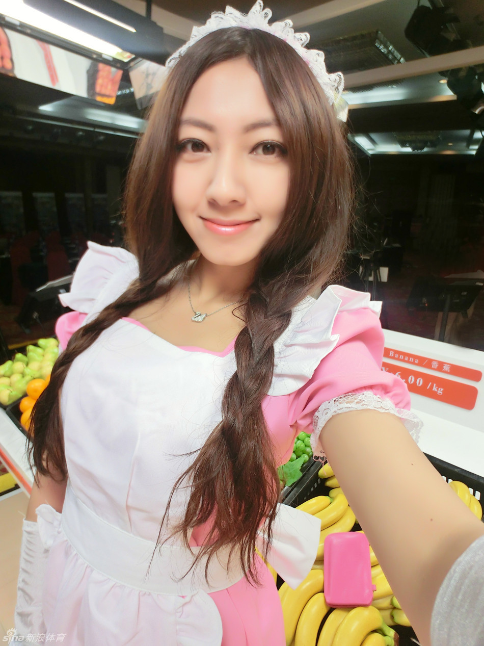 彩票嫩模松果儿性感美艳生活照引爆眼球