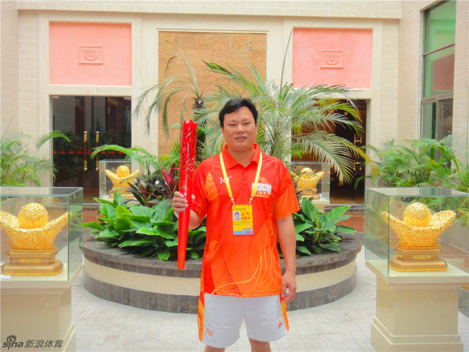 深圳潮人俱乐部会员秀_高清图集_新浪网