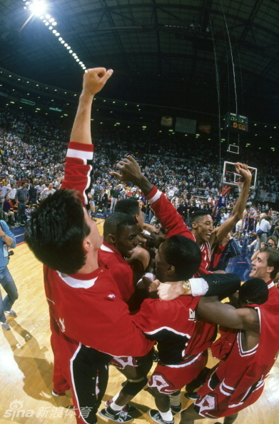 乔丹theshot二十五周年