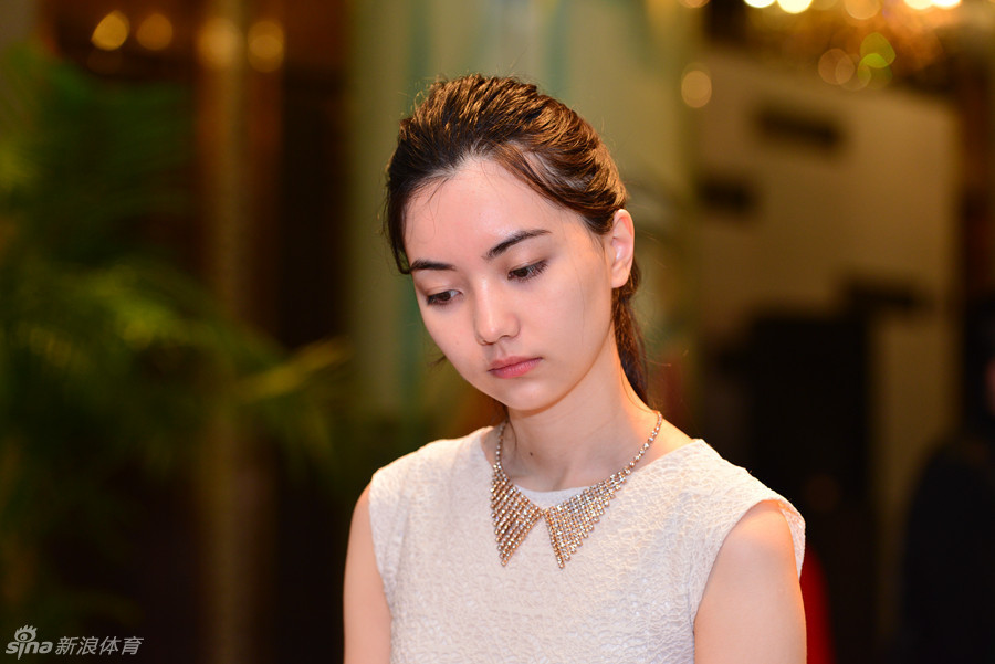 黑嘉嘉美图回顾_高清图集_新浪网