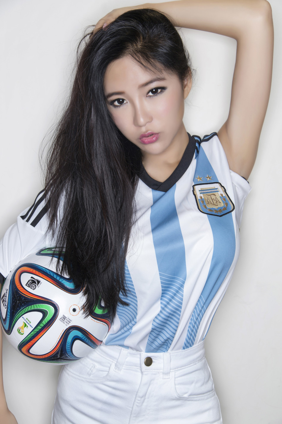 声色nba美女主播周玲安力挺德国