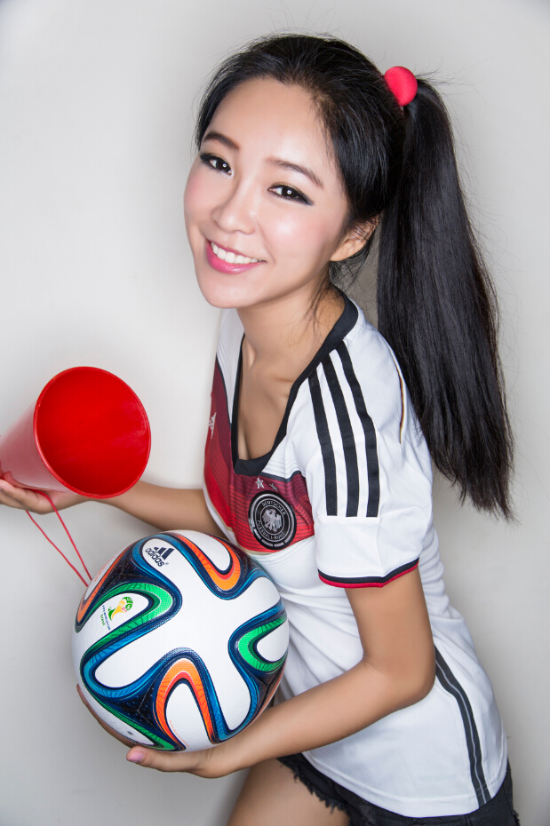 声色nba美女主播周玲安力挺德国