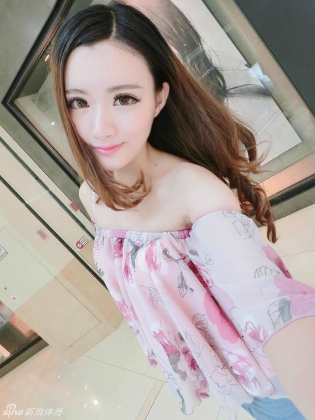 彩票嫩模范美熙称世界杯后更爱彩票