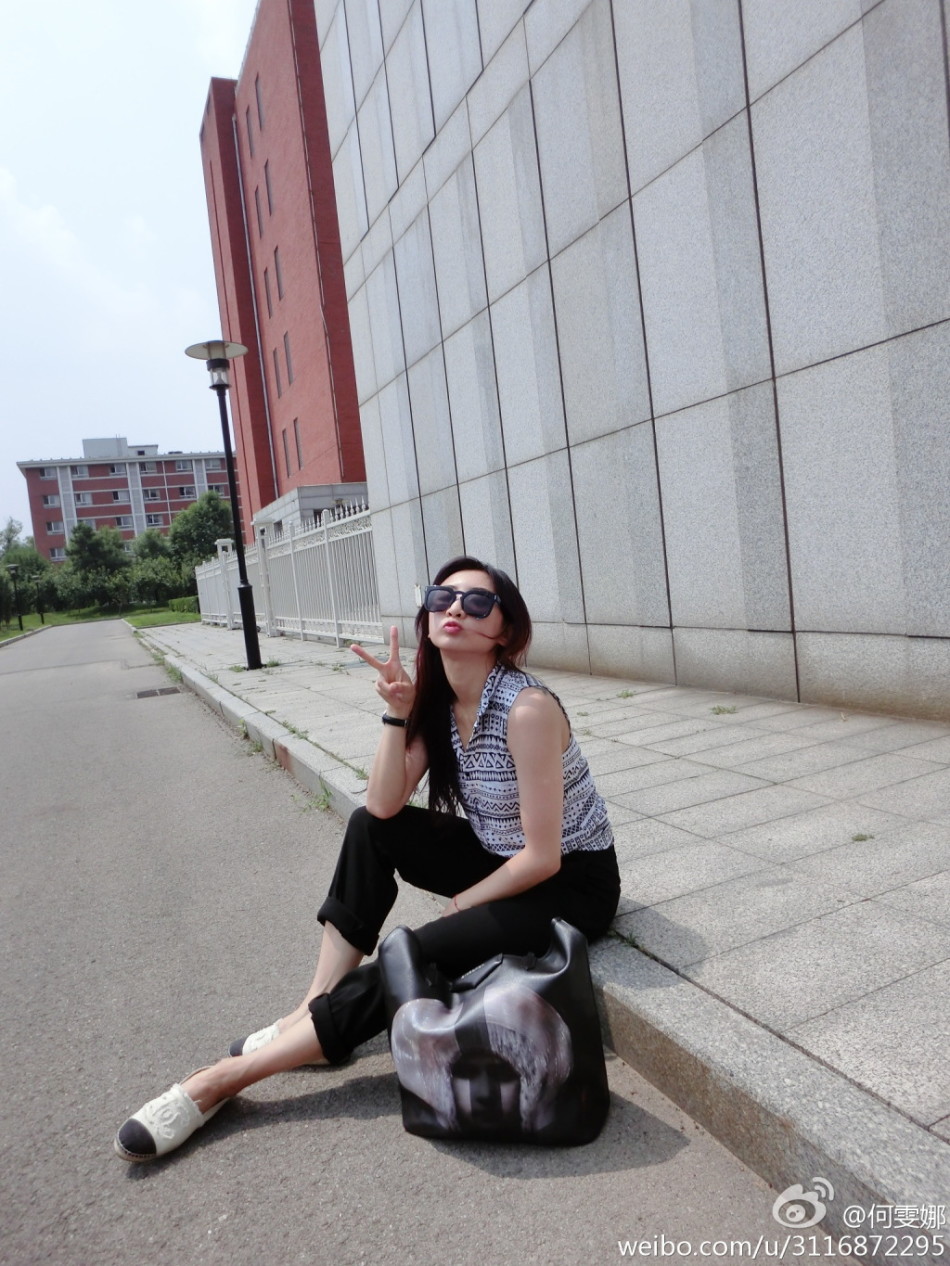 蹦床公主何雯娜美照女神范_高清图集_新浪网