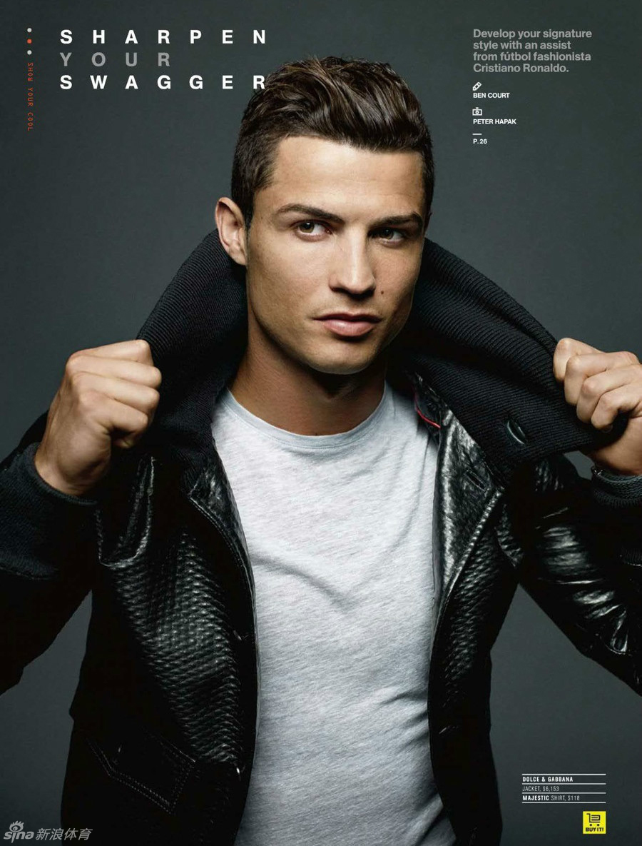 《mens health》拍摄了一组半裸写真,c罗大秀肌肉完美好身材显露无疑