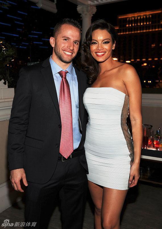 巴里亚前妻美艳私房照