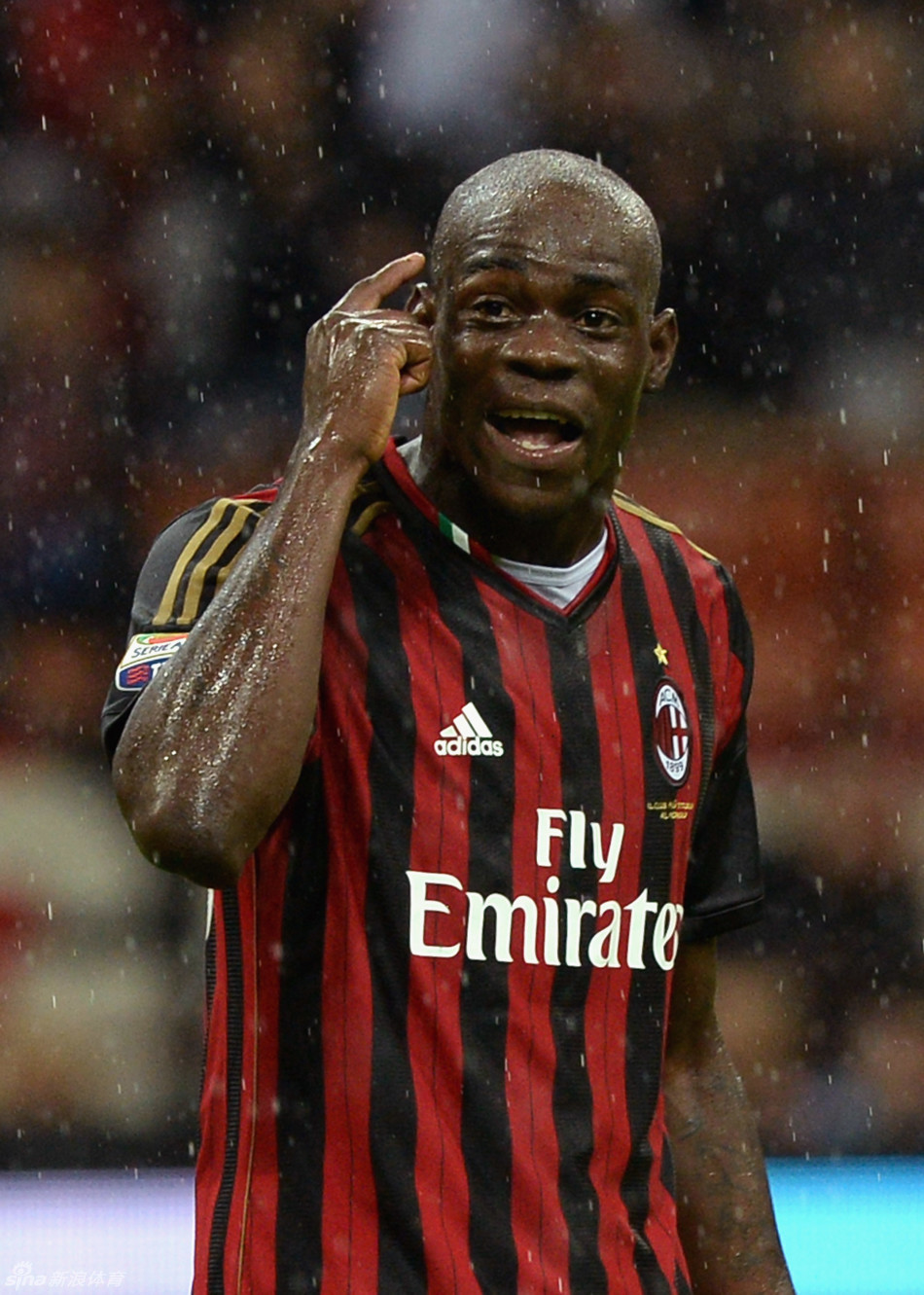 巴洛特利ac米兰生涯回顾_高清图集_新浪网