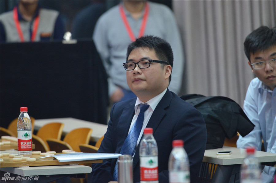 主题:2014年全国象棋个人赛郑惟桐,王琳娜夺冠 视频,棋谱,图片总汇