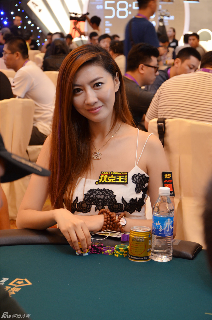德扑美女靓丽出战wpt_高清图集_新浪网