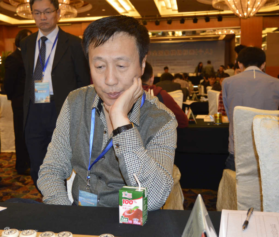 标题:2014年全国象棋个人赛郑惟桐,王琳娜夺冠 视频,棋谱,图片总汇