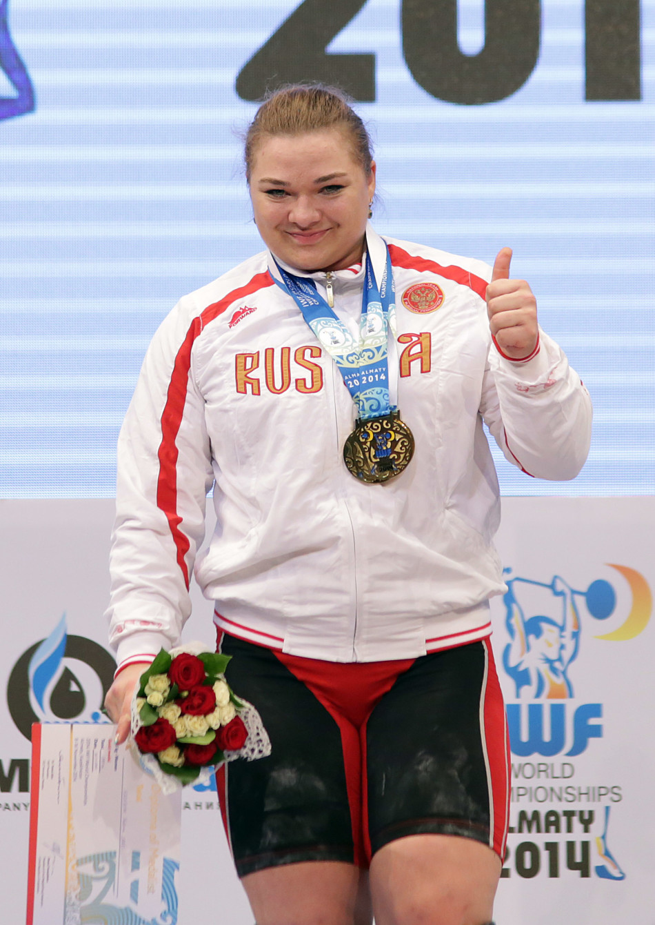 举重世锦赛孟苏平摘三银