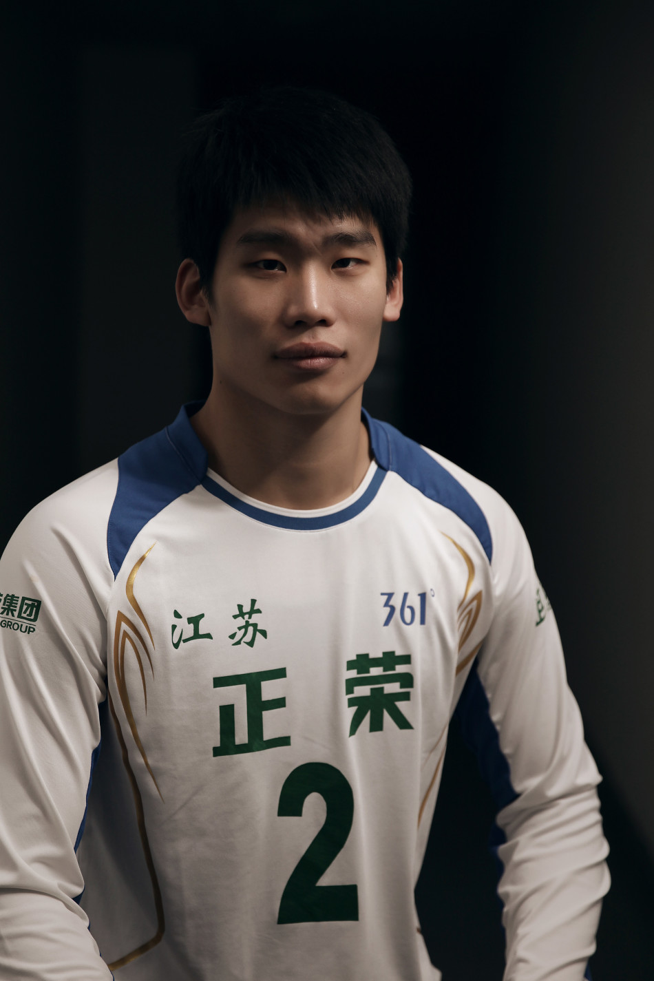 江苏男排张晨领衔帅哥队_高清图集_新浪网