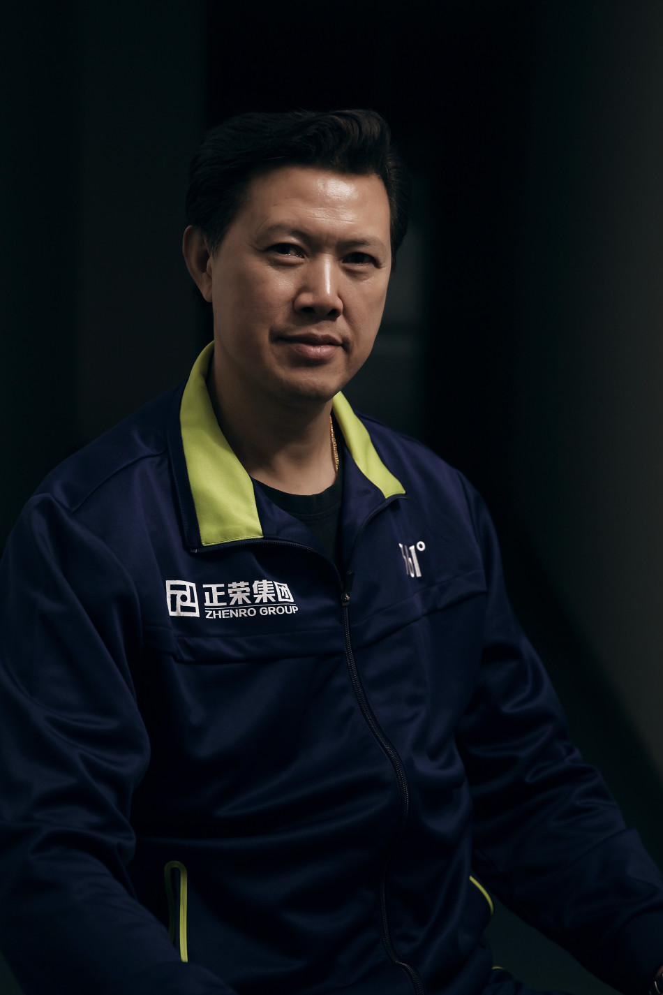 江苏男排张晨领衔帅哥队_高清图集_新浪网