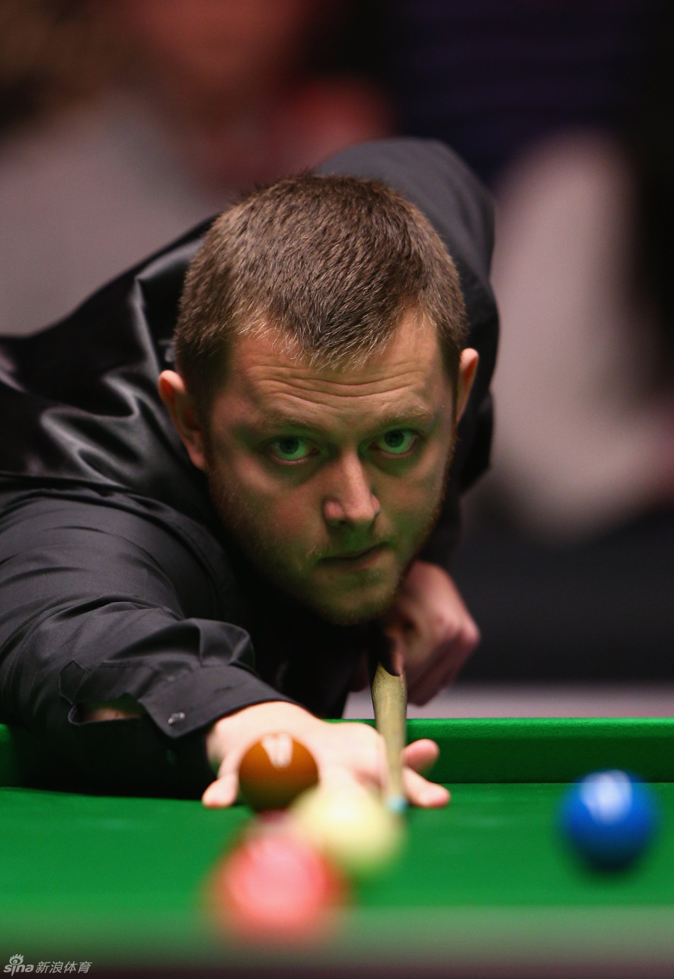 斯诺克大师赛第四日精彩瞬间_高清图集_新浪网
