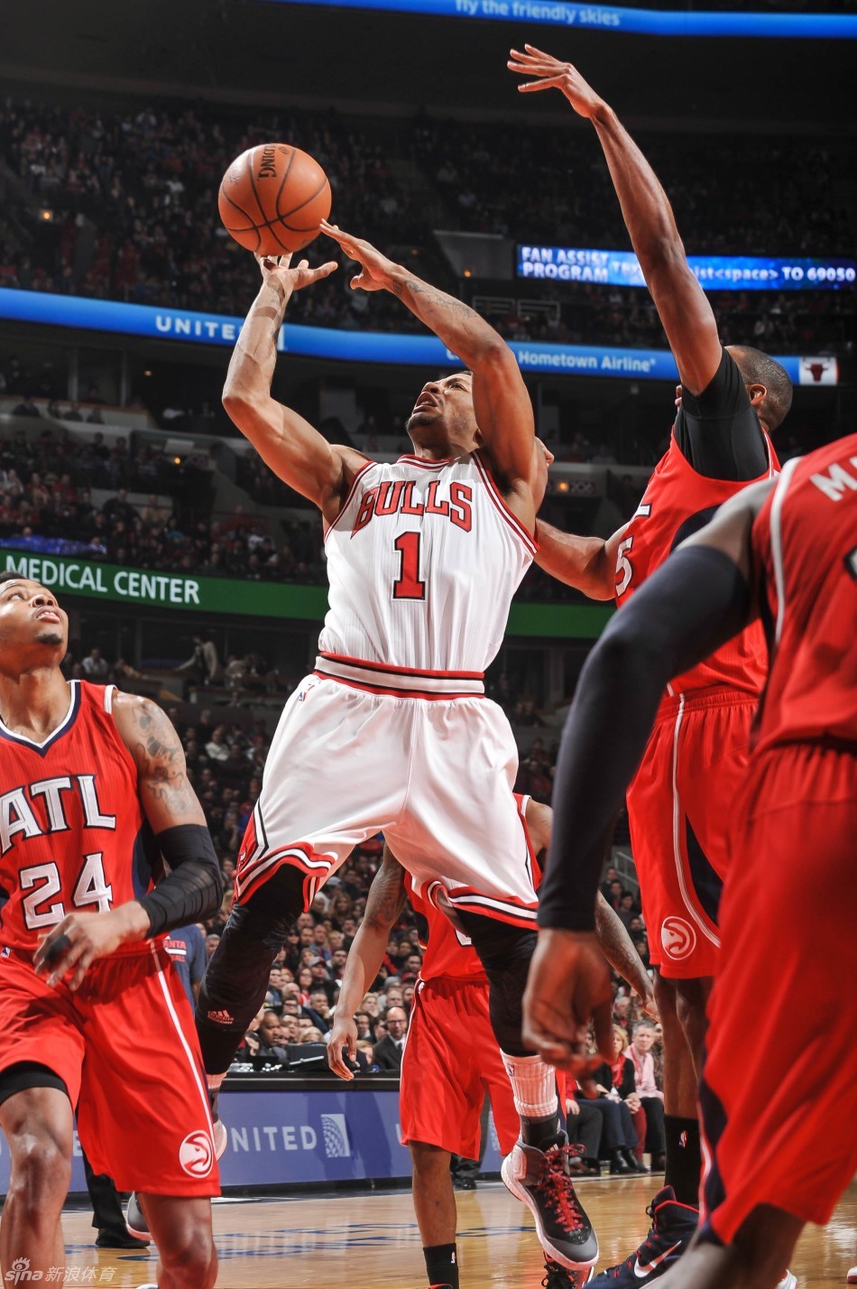 [常规赛]1月18日精彩赛况_高清图集_新浪网