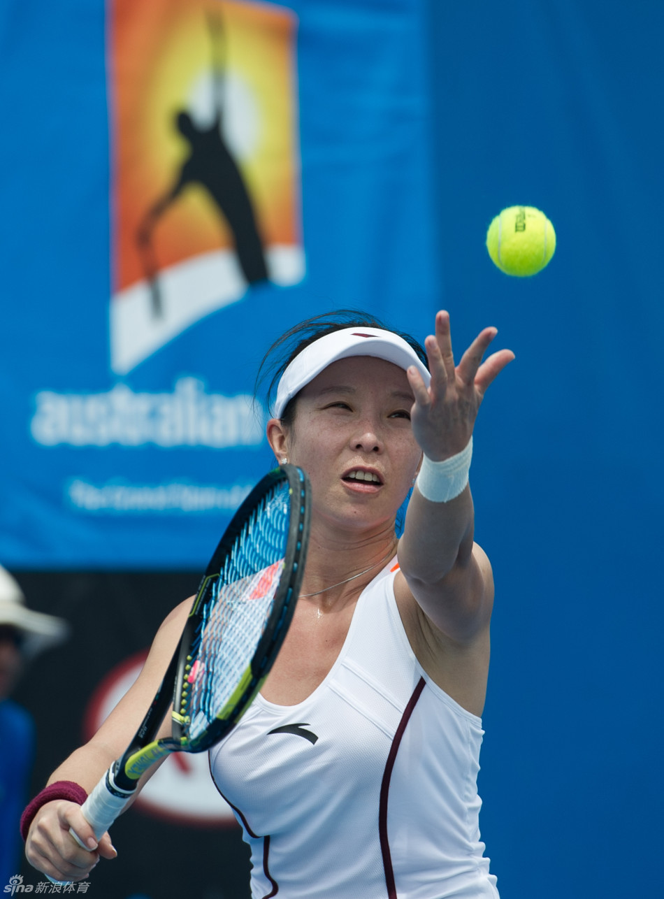 澳网女单郑洁首轮出局_高清图集_新浪网