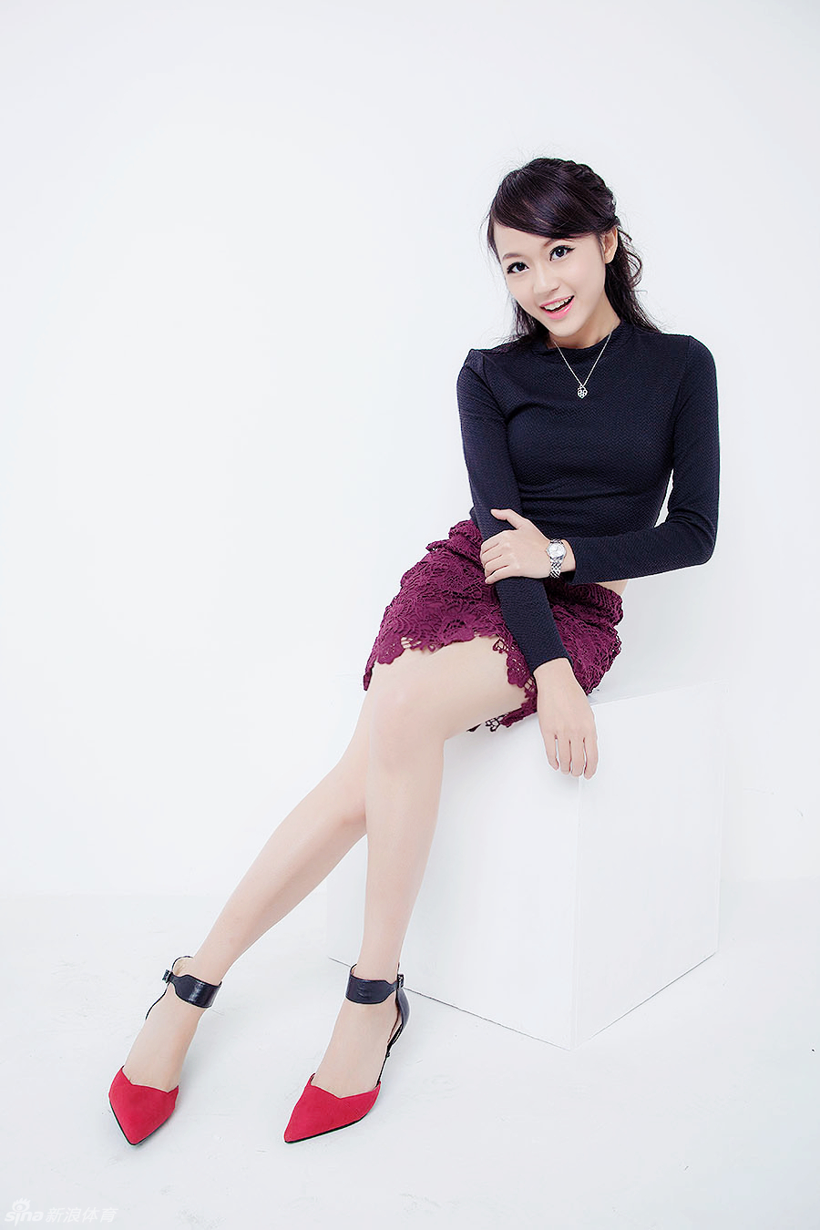 象棋美女时凤兰写真_高清图集_新浪网