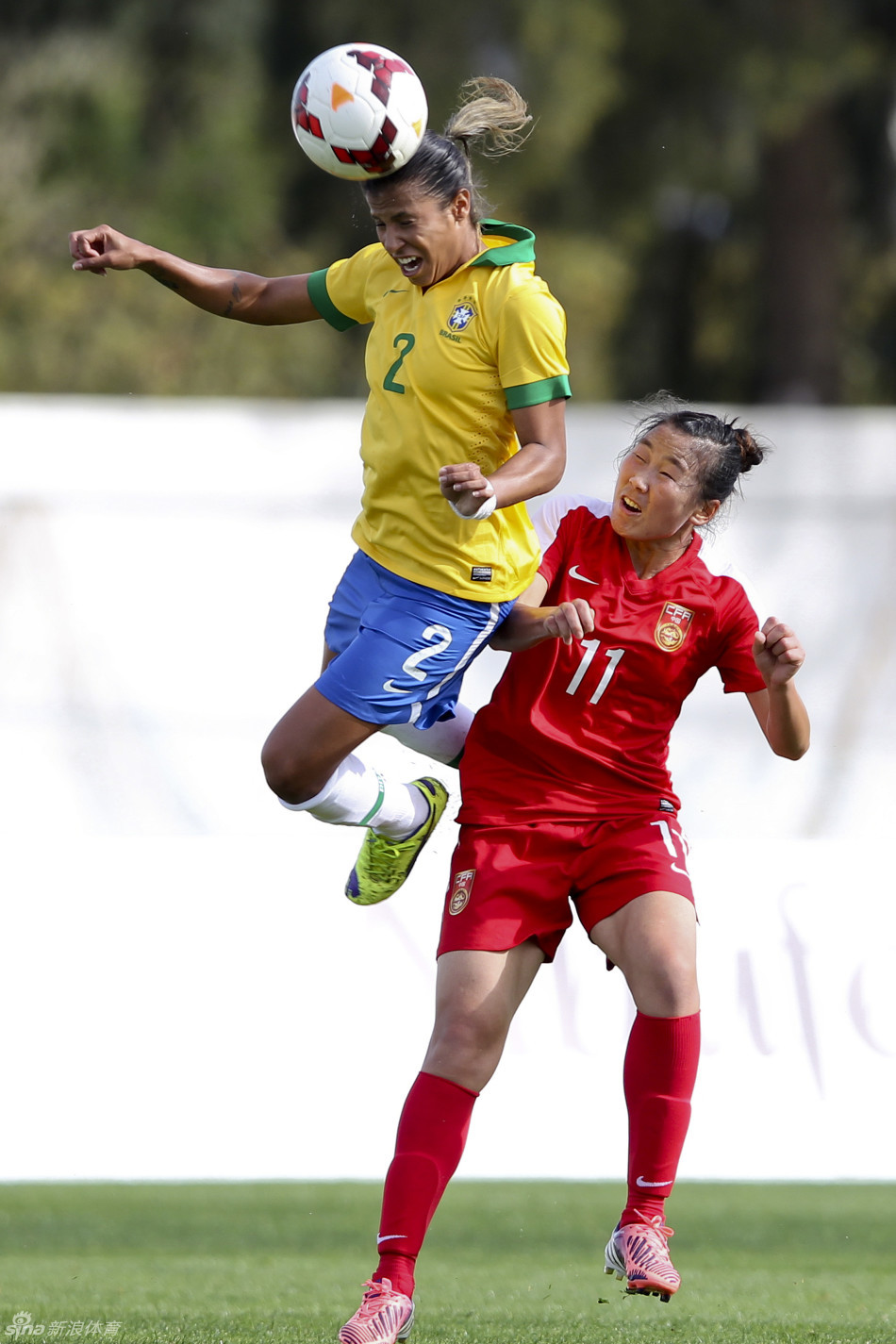 [阿尔加夫杯]中国女足0-0巴西_高清图集_新浪网