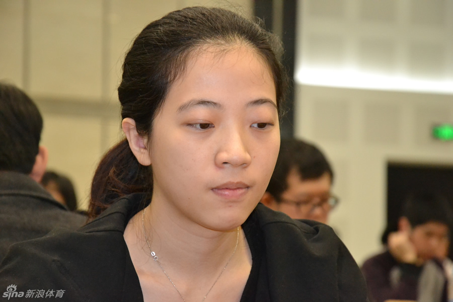 倡棋杯预赛首轮女棋手_高清图集_新浪网