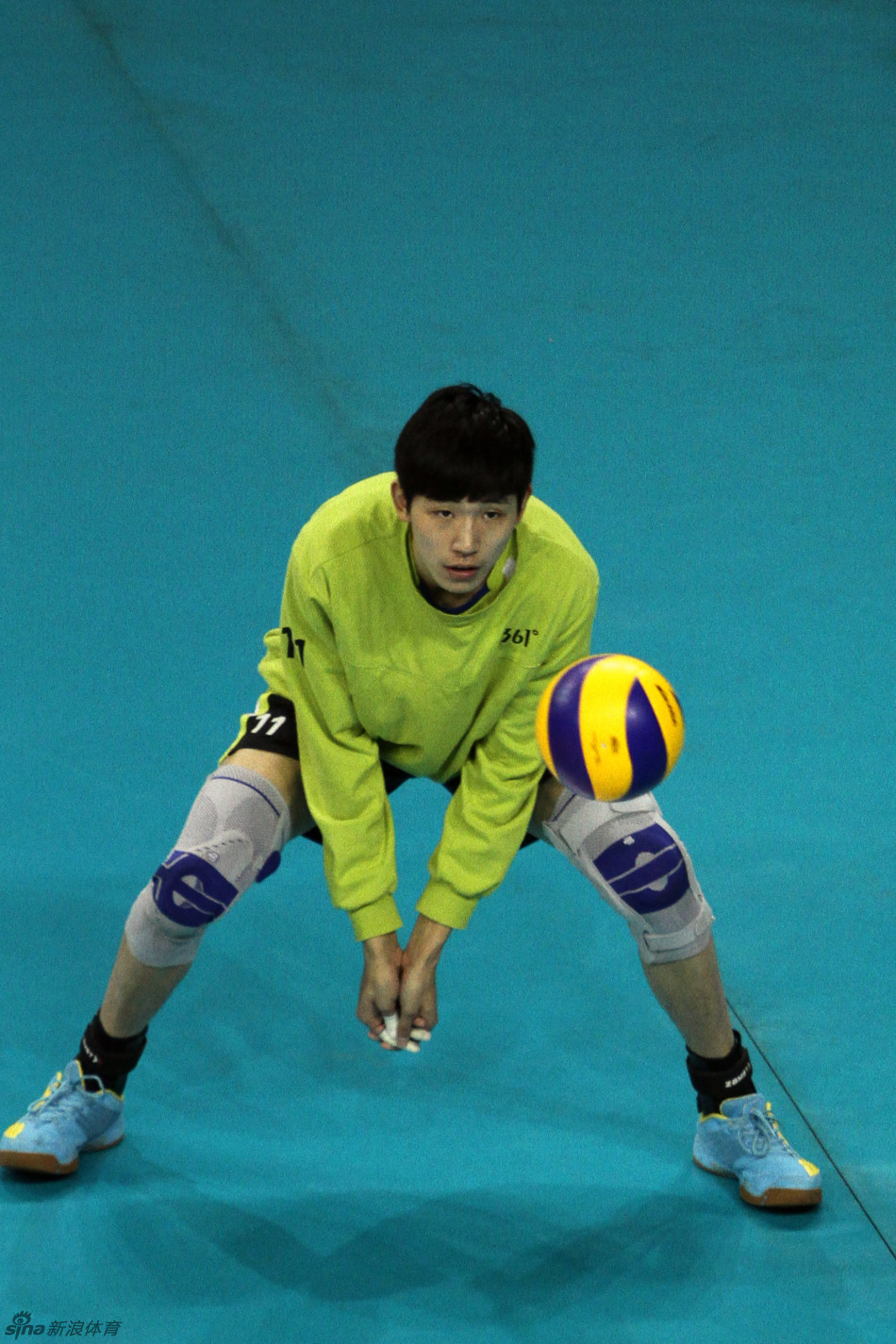 球迷镜头里的北汽男排_高清图集_新浪网