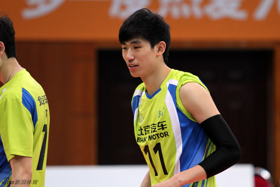 刘力宾接发球专注 支持   键翻阅图片 列表查看 大图 全屏观看 17