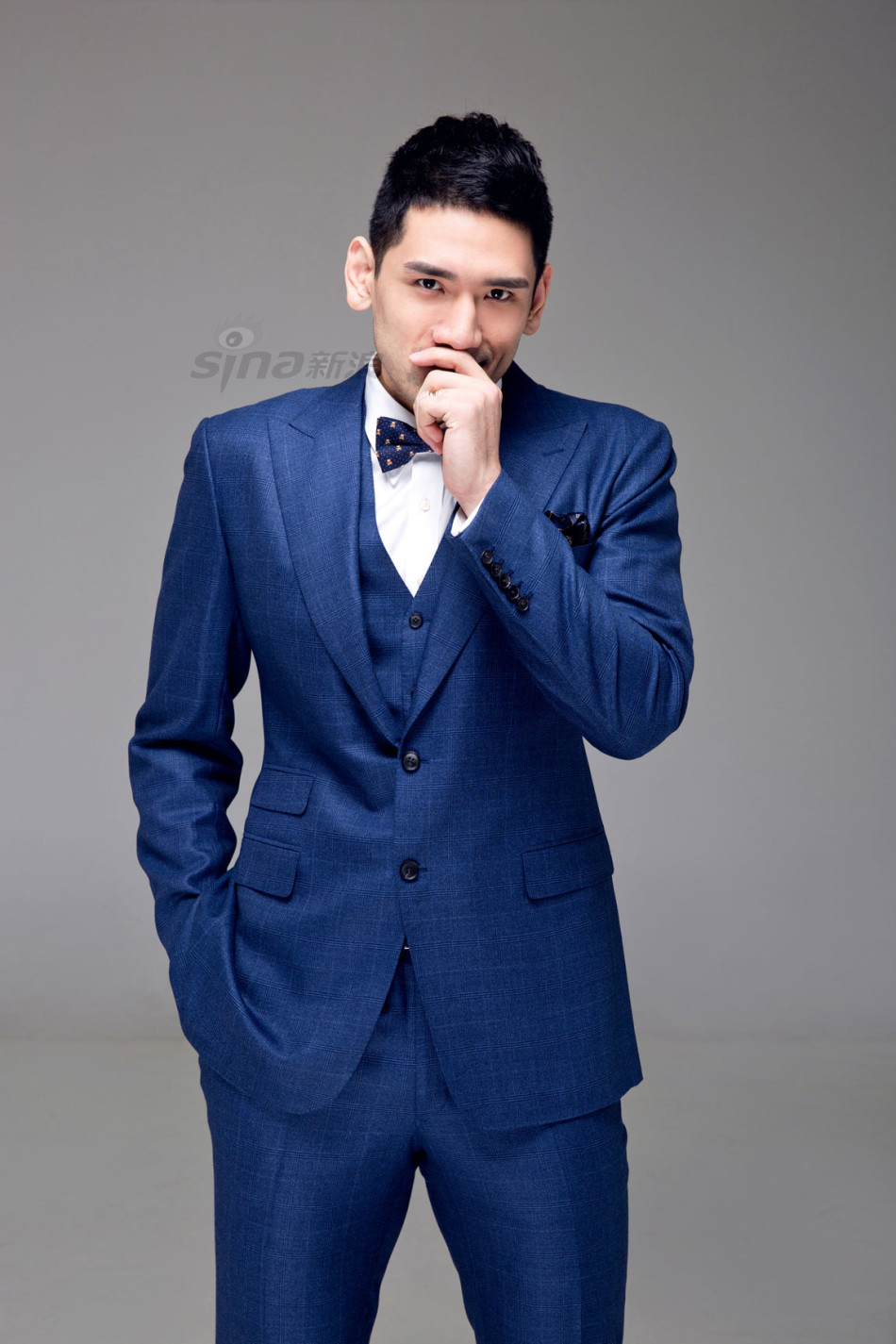 钟诚和美妻结婚写真_高清图集_新浪网