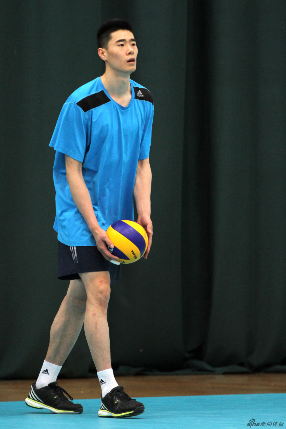 中国男排秦皇岛备战_高清图集_新浪网