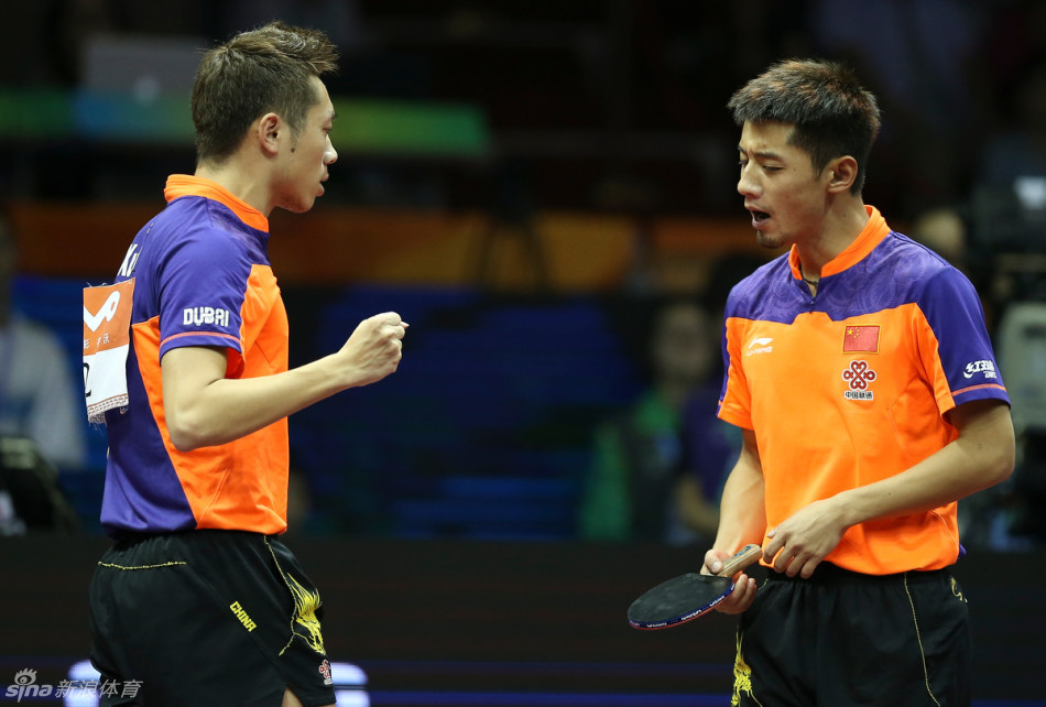 许昕张继科庆祝