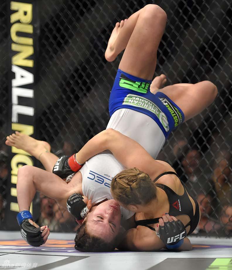 美国ufc格斗传奇女星隆达-罗西经典照片