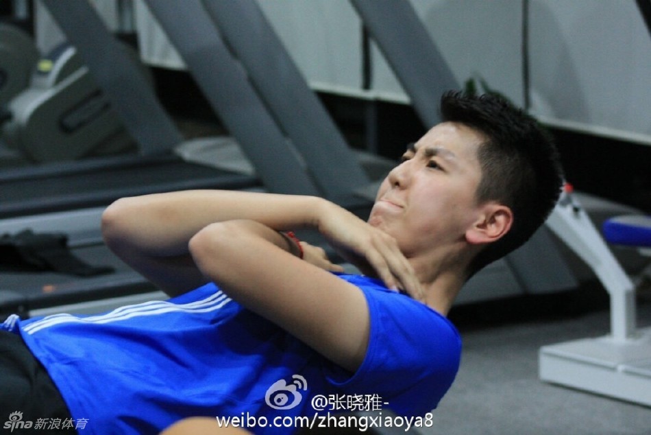 张晓雅魏秋月合照太养眼_高清图集_新浪网