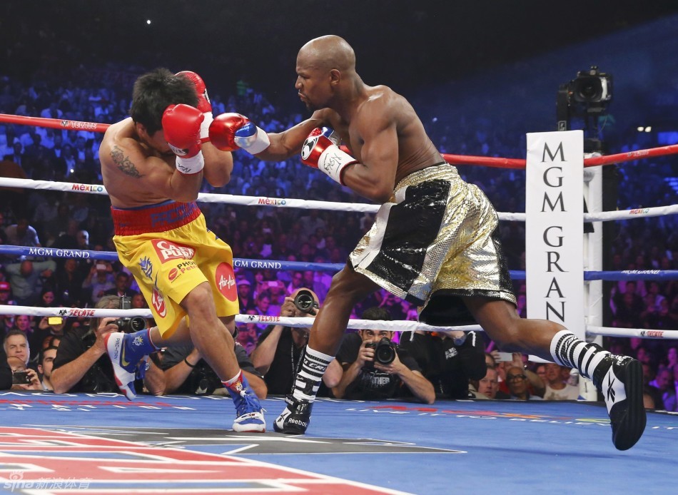 世纪之战梅威瑟战胜帕奎奥_高清图集_新浪网