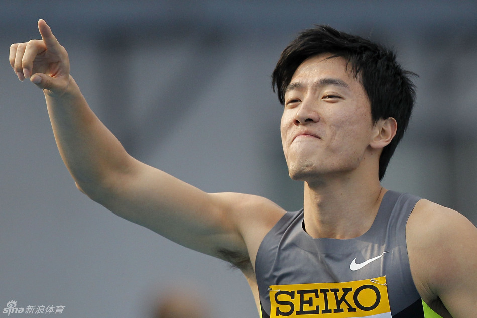 刘翔职业生涯精彩回眸_高清图集_新浪网