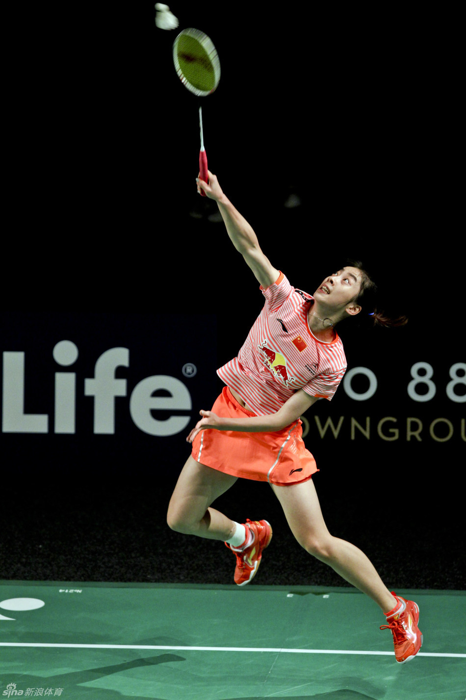 王适娴高点击球