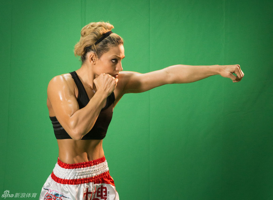 "金刚芭比"麦丽赫vs"搏击玫瑰"唐金